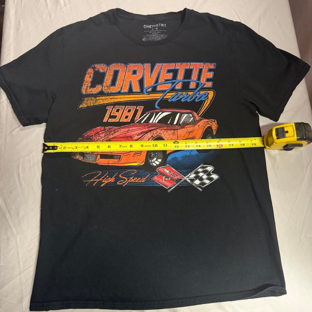 Chemistry Corvette Turbo 1981 Graphic Tee — Size Large